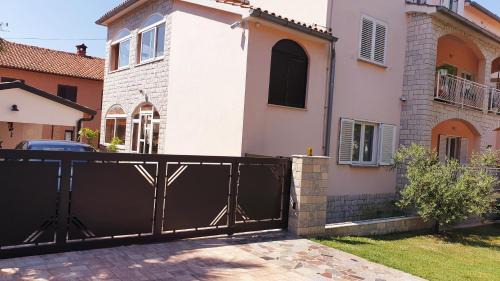 Spadici Apartment | House Maric