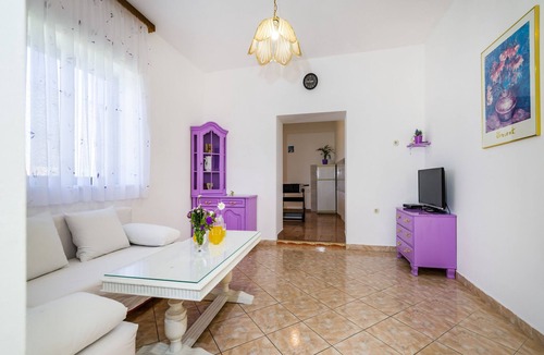 Rovanjska House | House Marija (40347-K1) - Rovanjska