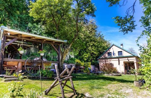 Draz House | House Mikin Dol