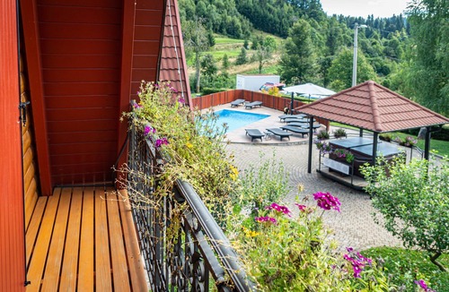 Crni Lug Ski Chalet | House Mountain Resort - 3 Chalets with pool & spa near Risnjak , Gorski kotar