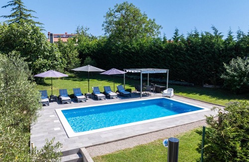 Presika House | House Olive Grove with private pool and garden