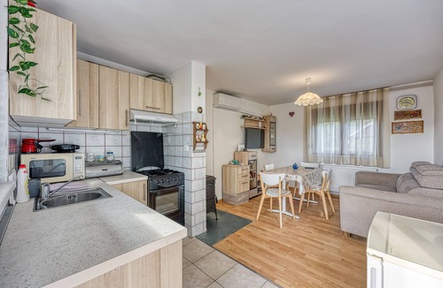 Kraljevec na Sutli House | House Pepica with Jacuzzi in Zagorje, Kraljevec na Sutli, Croatia