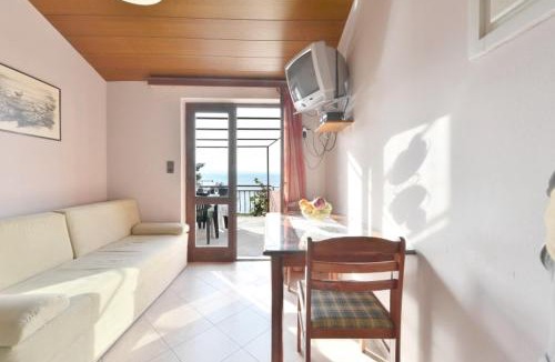 Ruskamen Apartment | House Rogoznica (4184)