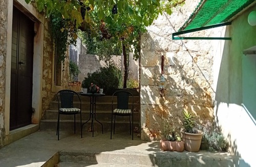 Iz House | House Veli Iž oldtown (123641-K1) - Veli Iž