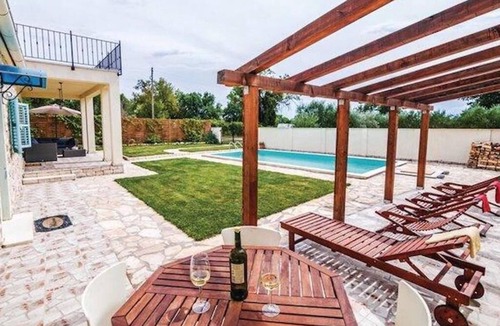 Murvica House | House with outdoor pool - Perfect for families!