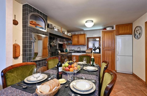 Velika Pisanica House | Hunting Lodge Zagorje Hills Retreat, Ribnjačka, Croatia