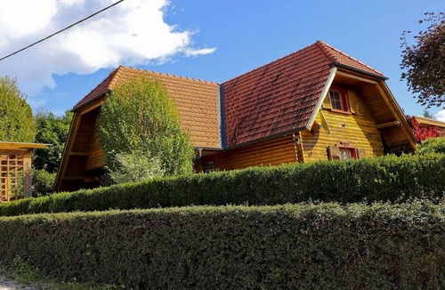 Donja Voca Villa | Ideal home in nature with swimming pool in Gornja Voća