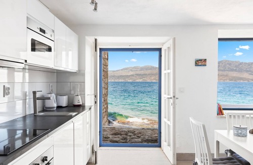 Postira Cottage | Illyria - a beautiful fisherman's cottage just 3 meters from sea