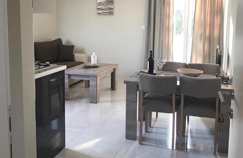 Cove Makarac (Milna) Resort | Illyrian Resort