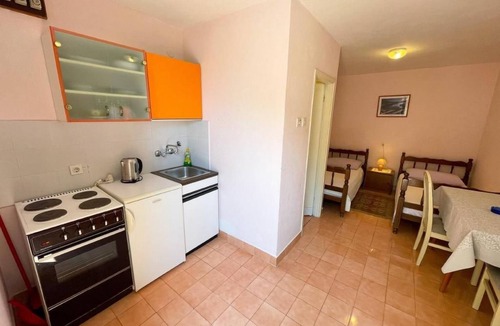 Smrika Apartment | in Šmrika mit Grill und Terrasse by Interhome