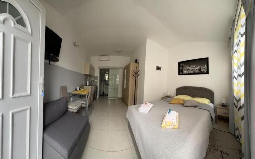 Stinjan Apartment | Ines studioapp