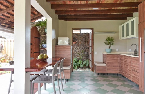 Bouvet Island Villa | Iva'Iva, ideally located in the heart of the Presqu'île to visit Tahiti iti.