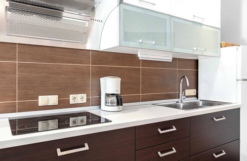 Banjol Apartment | Jacuzzi Retreat in Banjol