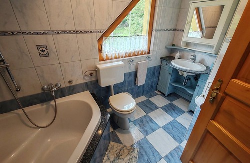 Preddvor House | Janez Rooms in beautiful nature with hiking paths