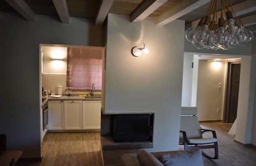 Izvoranu Cottage | Jardine Hills Pinot Noir Cottage
