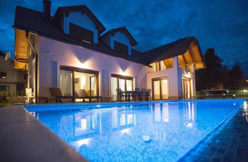 Ogulin Villa | Jezerska Villa