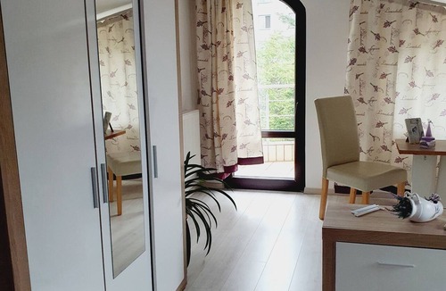 Sector 5 Villa | Johanna House -Dream apartament , looking for the sky,bright and cosy