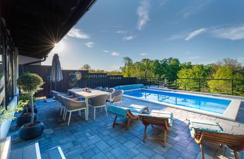 Brckovljani House | July Holiday House