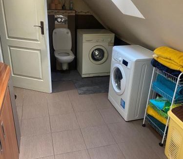 Targu Secuiesc Apartment | Kényelmes, kéthálószobás-nappalis apartman Kézdivásárhely városában