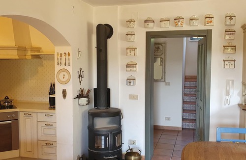 Slap House | Karsolina – Private Karst Retreat near Štanjel, House & Cabin