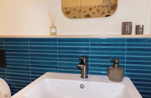 Kastel Novi Apartment | Kaštela Center Apartment with AC - Near Split Airport & Beach