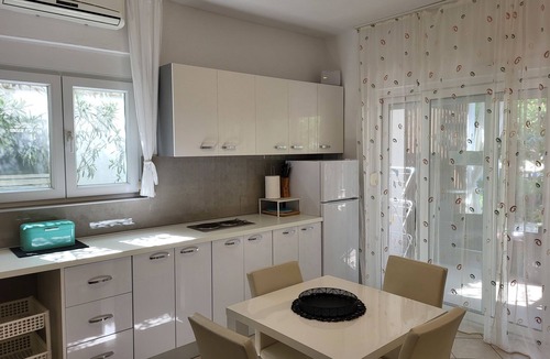 Rovanjska House | Katarina (SRD330) by Interhome