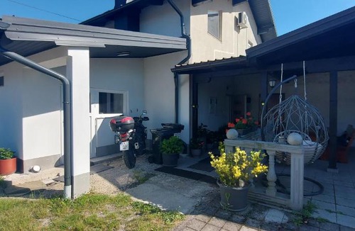 Duga Resa Apartment | Kod ANE
