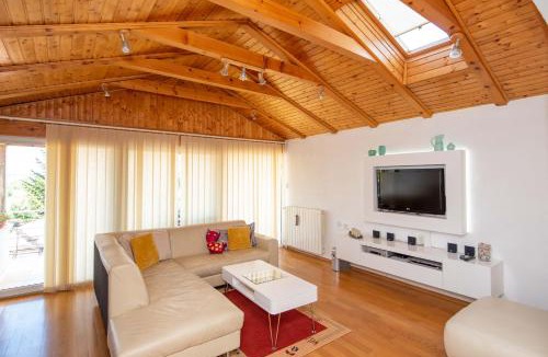 Daruvar House | Kod Dade