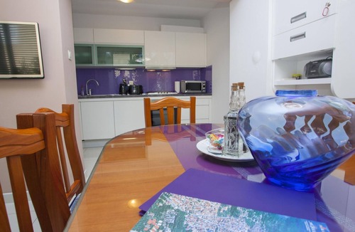 Bidol Apartment | Komfortable Ferienwohnung mit Terrasse in Bidol by Interhome