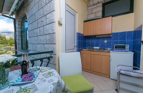 Bidol Apartment | Komfortable Ferienwohnung mit Balkon by Interhome