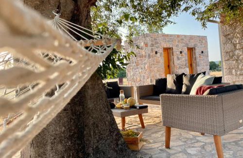 Zavala House | Kostela Stone House