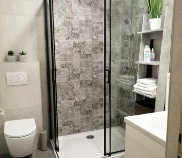 Pribislavec Apartment | Kuća za odmor BARBARELLA - prostrani 2BR apartman, parking & WiFi