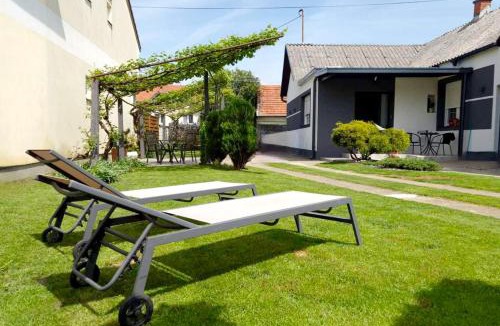 Pribislavec Apartment | Kuća za odmor BARBARELLA - prostrani 2BR apartman, parking & WiFi