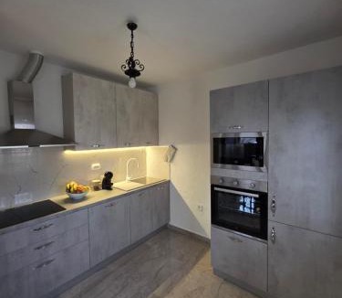 Vrlika Apartment | Kuća za odmor Elena