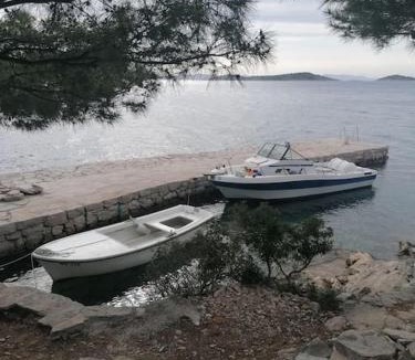 Island Dugi Otok House | Kuća za odmor Island just for You- Island Sit