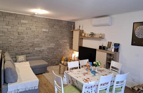 Varazdin House | Kuća za odmor MARE