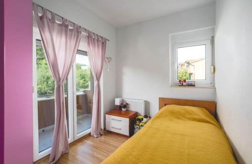 Trilj Villa | Kuća za odmor s bazenom Marijana