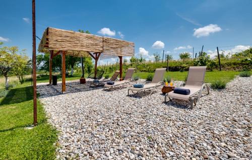 Oroslavje Ski Chalet | Kuća za odmor s bazenom i panoramskim pogledom - Terrace by David