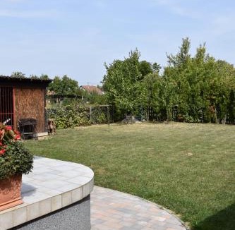 Nustar Apartment | Kuća za odmor „Slavonska Lola“
