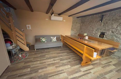 Ozalj House | Kuća za odmor Velnira