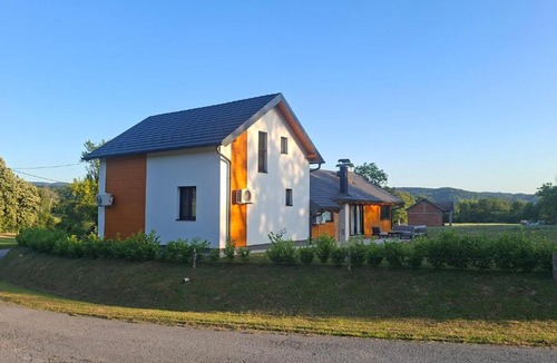 Lipovac Villa | Kuća za odmor Vrata Papuka