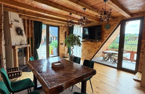 Comandau Ski Chalet | LA CABANE