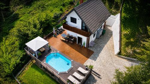 Strmec Stubicki House | La Casa Kiara - Heated Pool, Jacuzzi & Forest View