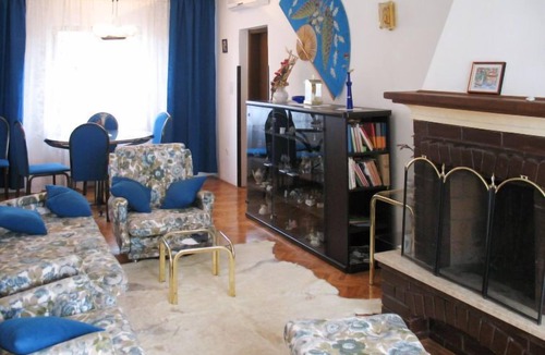 Paradiz House | La Donja (LBN340) by Interhome