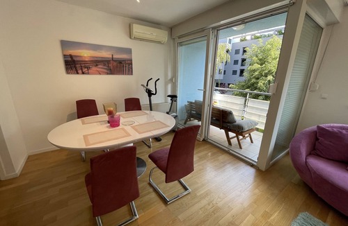 Zagreb Apartment | Large Modern 75m2 Flat and Free Parking