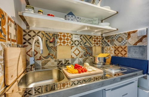 Cove Murtar Apartment | Lasta Lošinj Town