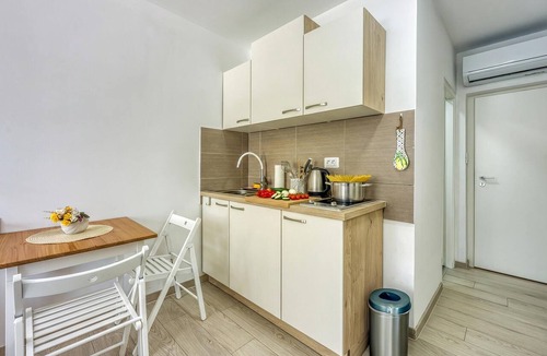 Cove Murtar Apartment | Lasta Lošinj Town