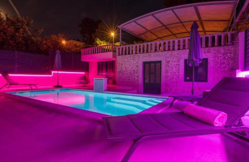 Okrug Donji House | Lavanda Residence with Heated Pool Trogir Split
