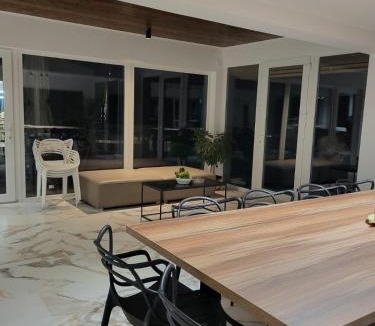 Suncuius Other | Lay House