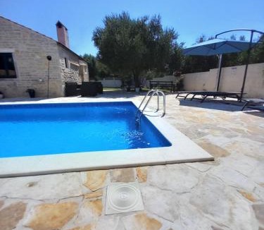 Benkovac House | Leggiero
